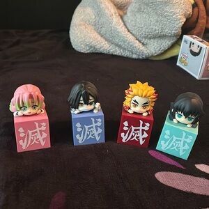 FuRyu Demon Slayer Hikkake Figures